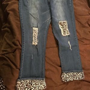 Distressed Leopard Jean